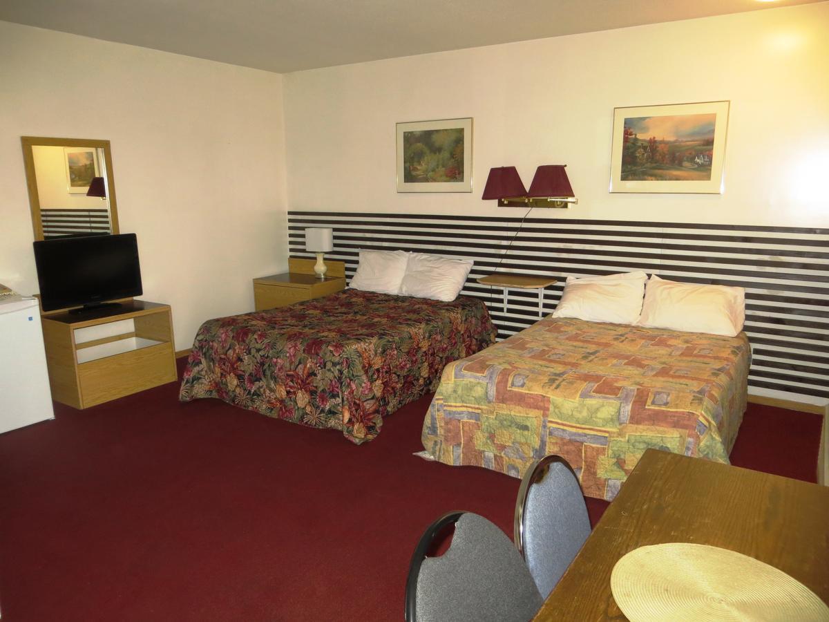 Macklin Motor Inn Bagian luar foto